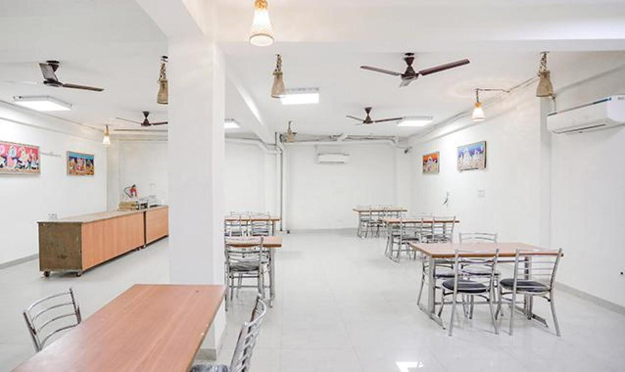 Fabhotel Royal Stay I Greater Noida Esterno foto