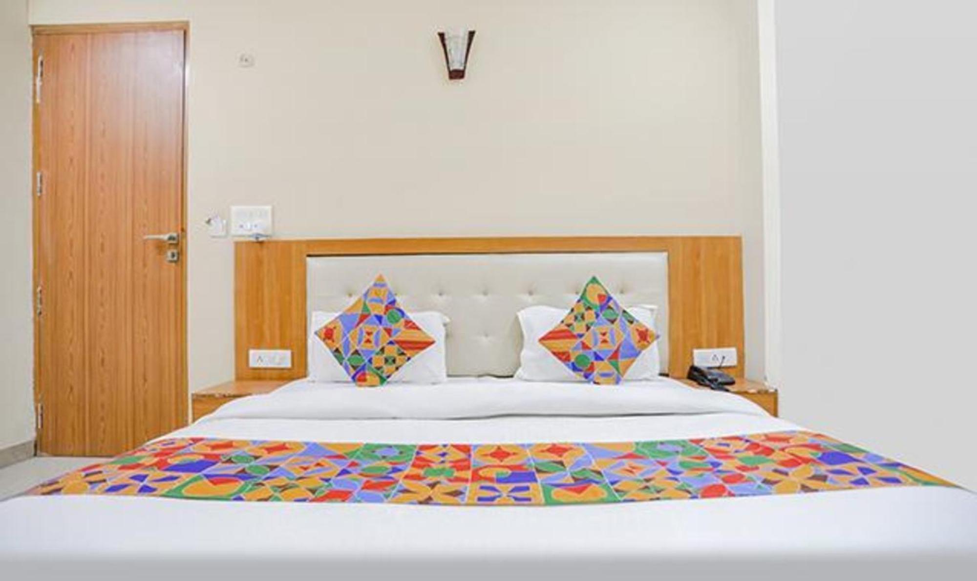 Fabhotel Royal Stay I Greater Noida Esterno foto