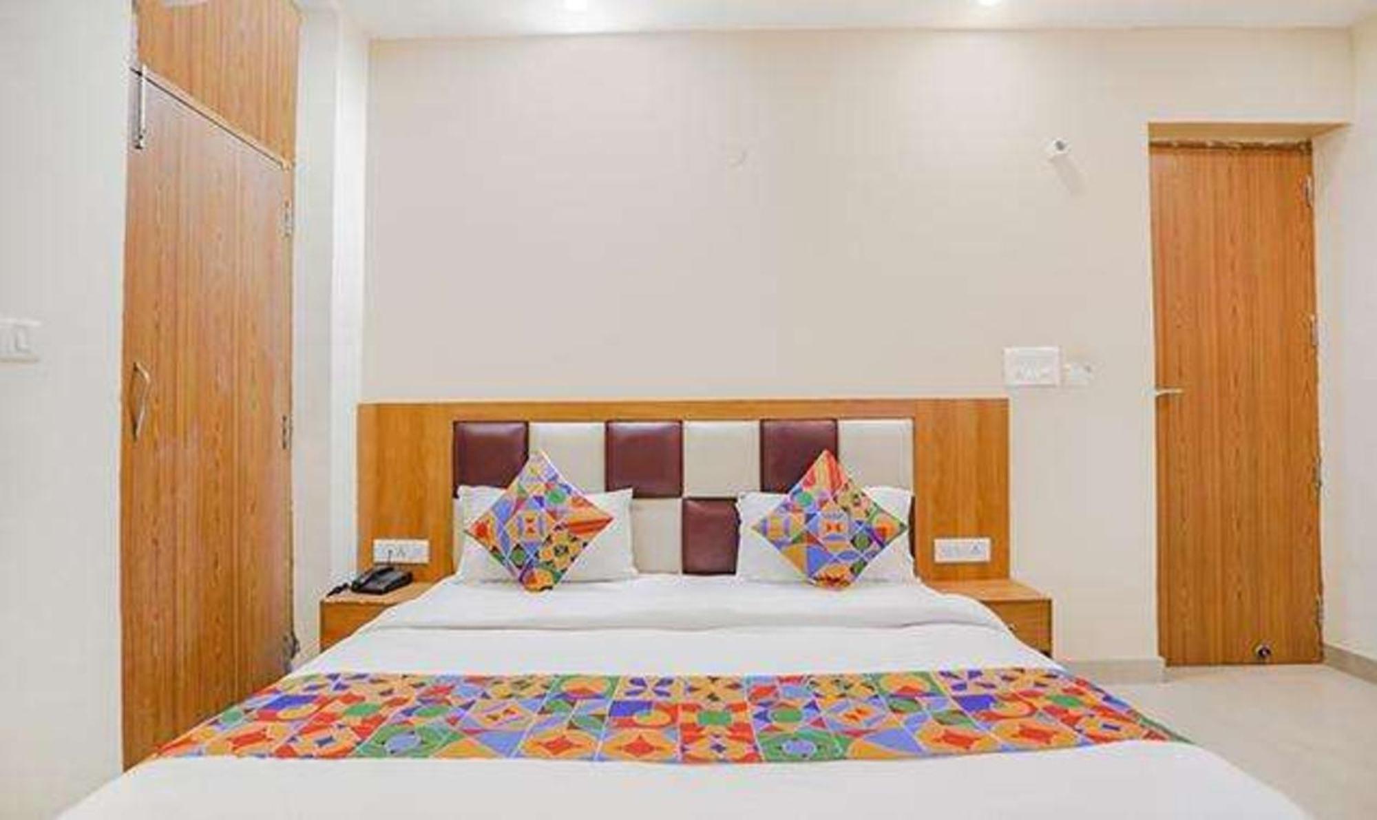 Fabhotel Royal Stay I Greater Noida Esterno foto