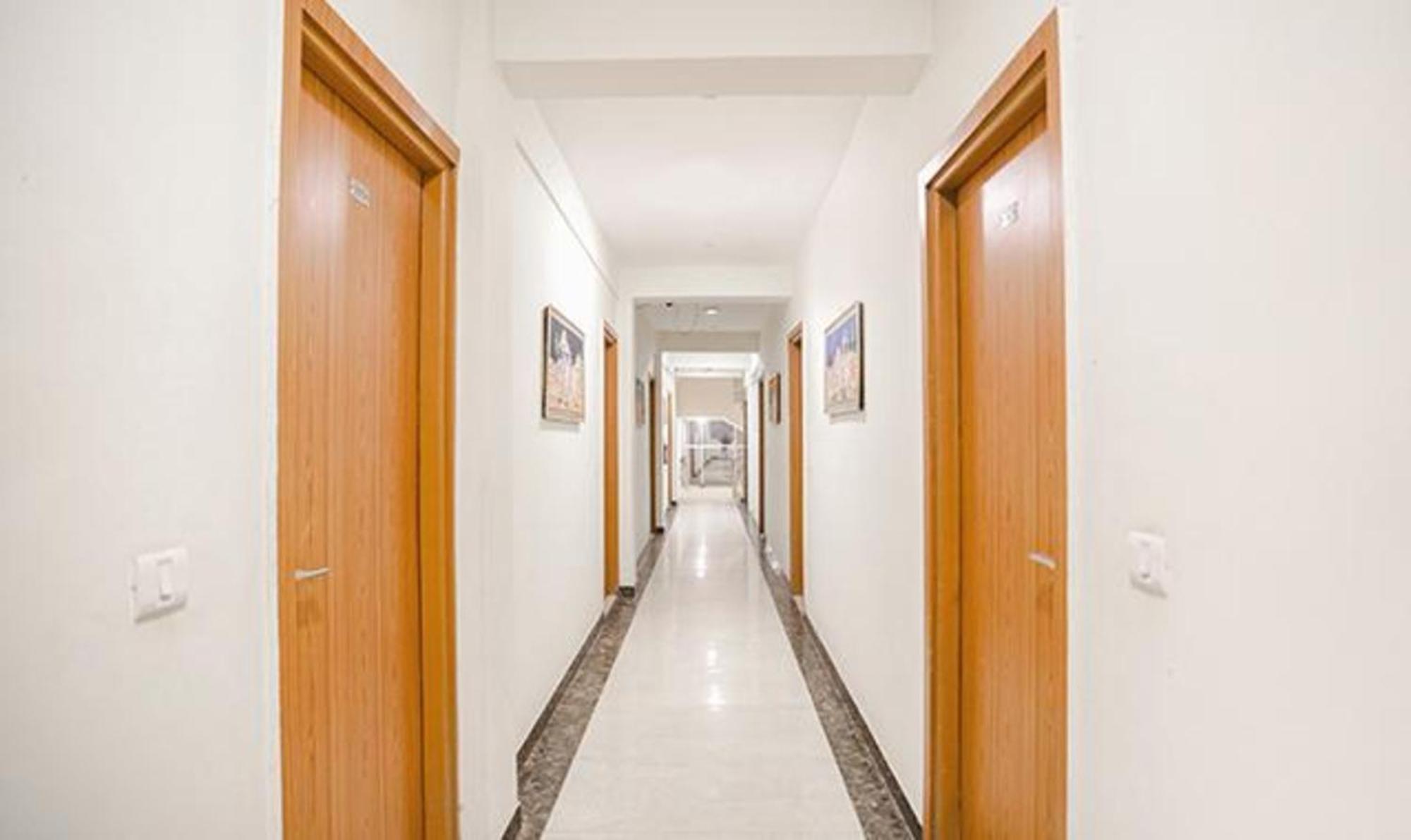 Fabhotel Royal Stay I Greater Noida Esterno foto