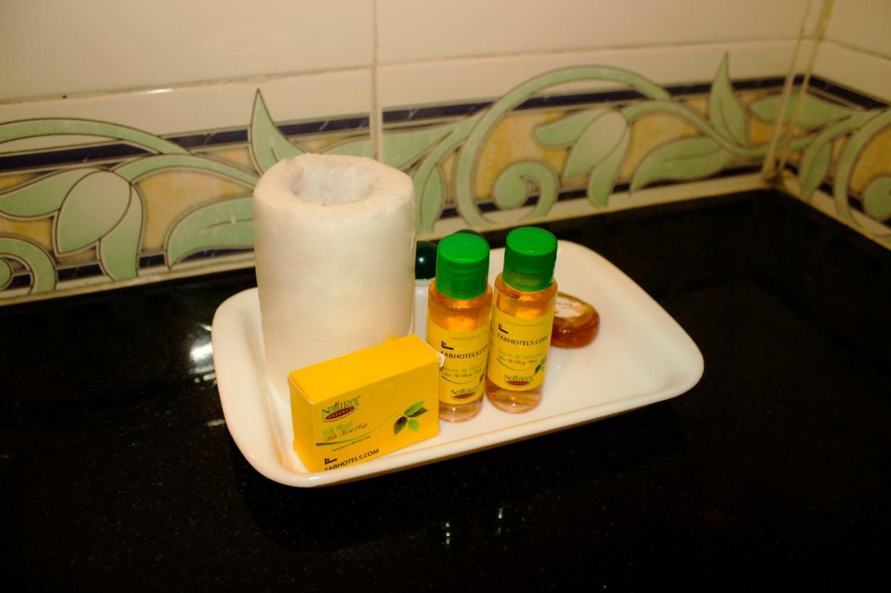 Fabhotel Royal Stay I Greater Noida Esterno foto